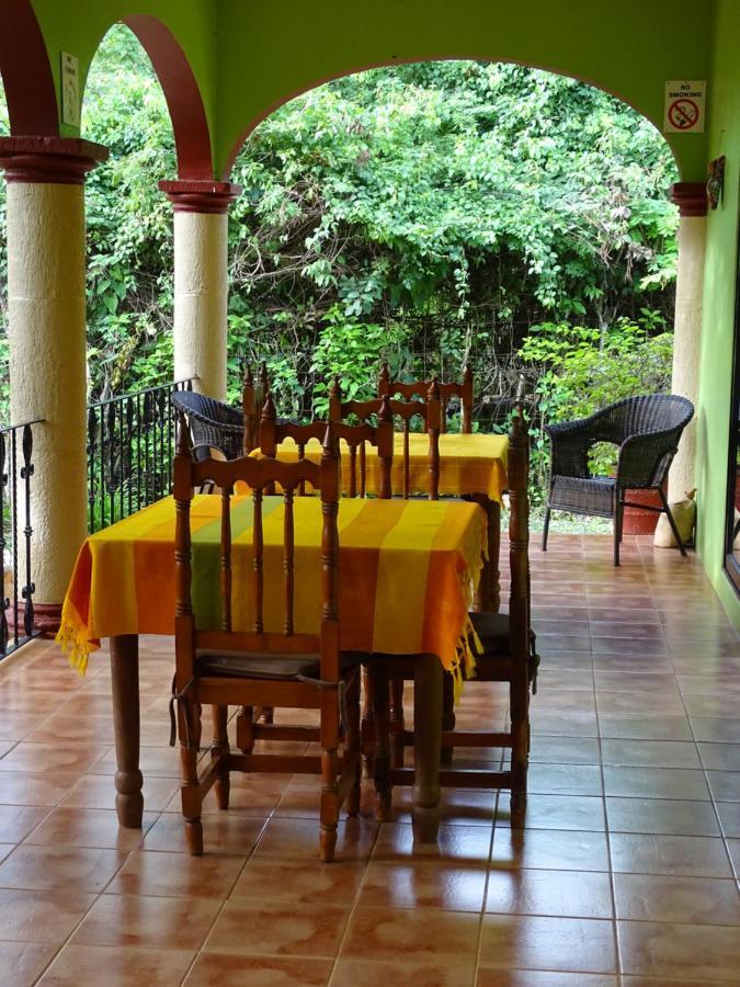 The Flycatcher Inn Retreat Hotel Santa Elena Exterior photo